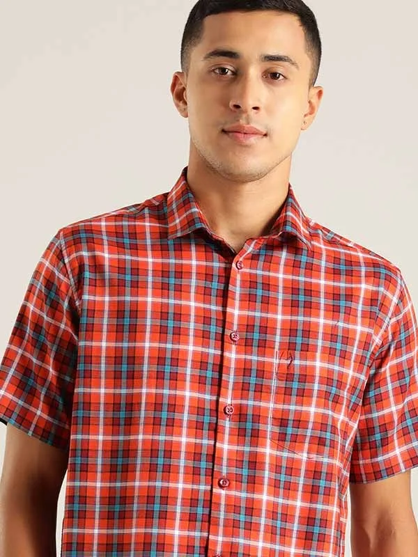 Men Checked Half Sleeve Cotton Blend Shirt