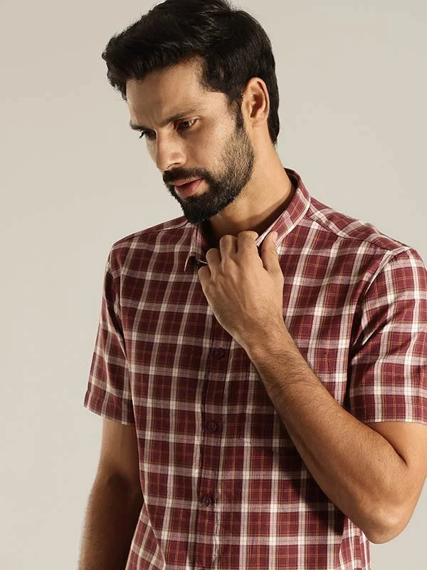 Men Checked Half Sleeve Cotton Shirt