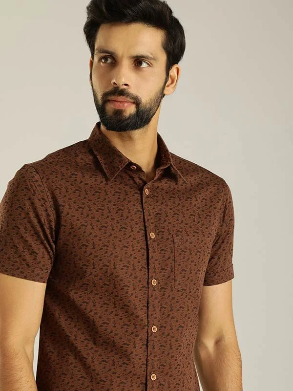 Men Printed Half Sleeve Cotton Shirt