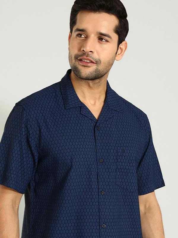 Men Printed Half Sleeve Viscose Blend Shirt