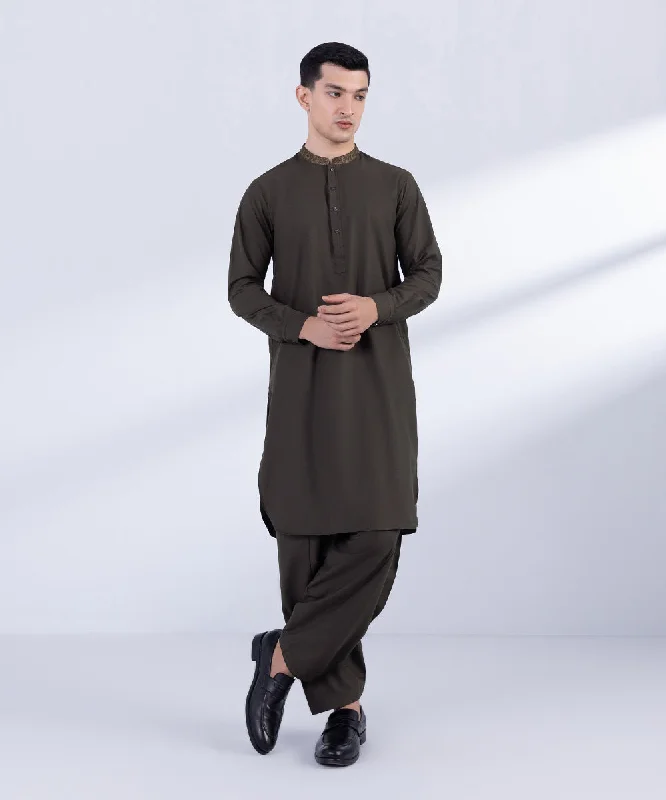 Embroidered Wash & Wear Suit